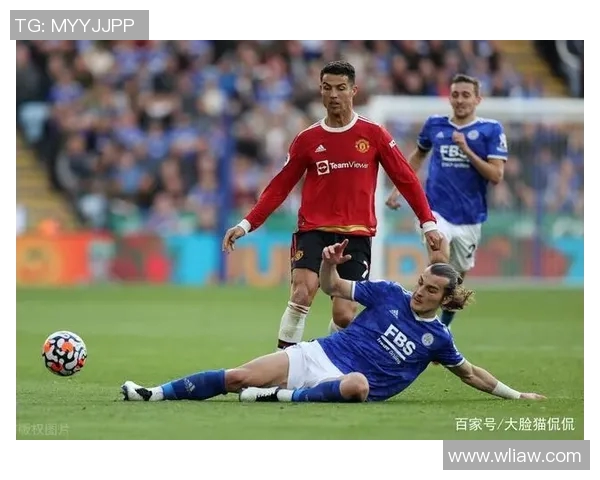 曼联主场迎战莱斯特城双方争夺英超积分巅峰对决 曼联主场迎战莱斯特城双方争夺英超积分巅峰对决